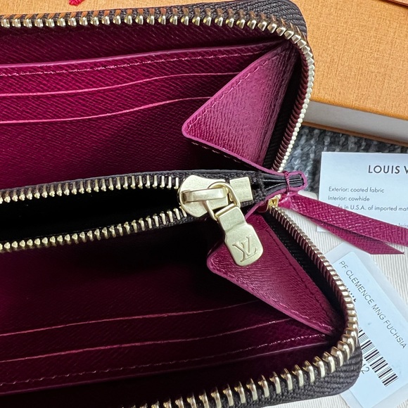 LOUIS VUITTON MONOGRAM CLEMENCE WALLET ZIP AROUND LONG FUCHSIA - Picture 10 of 13